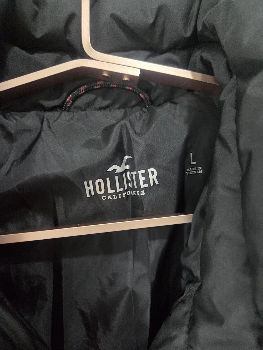 Hollister Black Puffer Jacket with Red Trim Sz.L